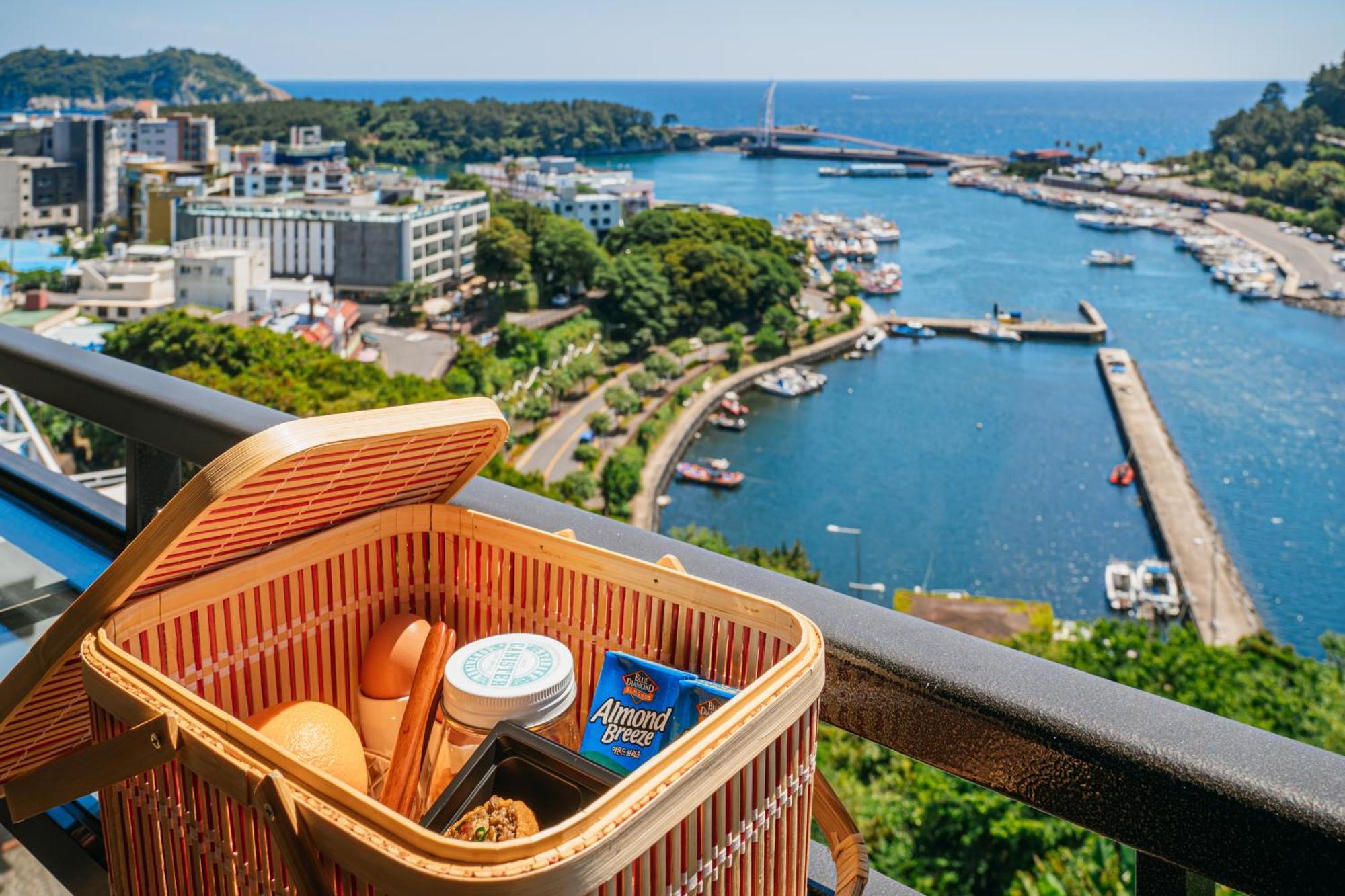 Hotel Yeon Seogwipo Esterno foto