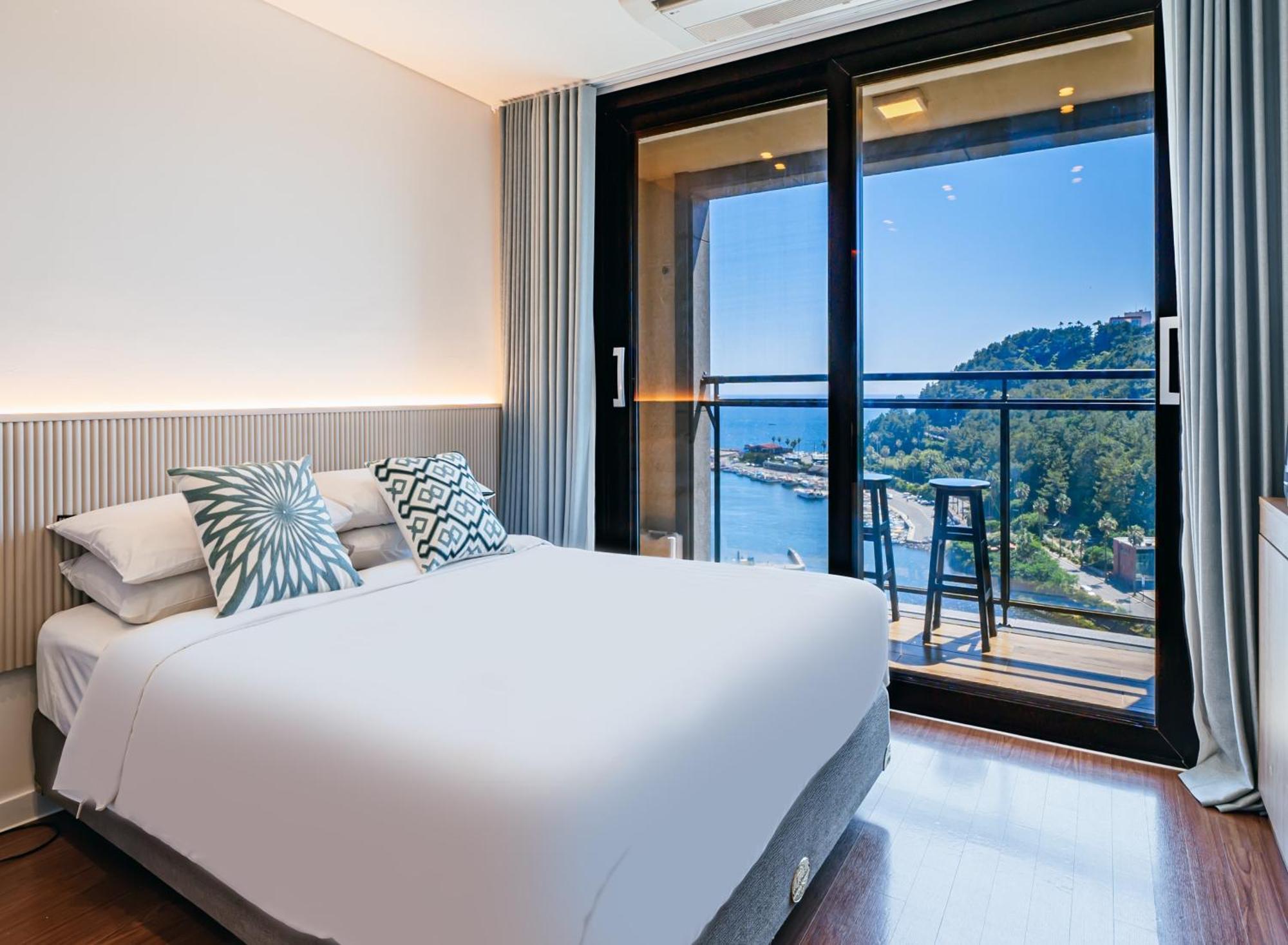 Hotel Yeon Seogwipo Esterno foto