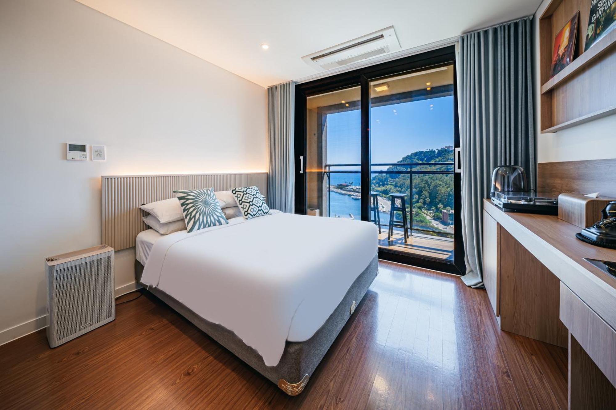 Hotel Yeon Seogwipo Esterno foto