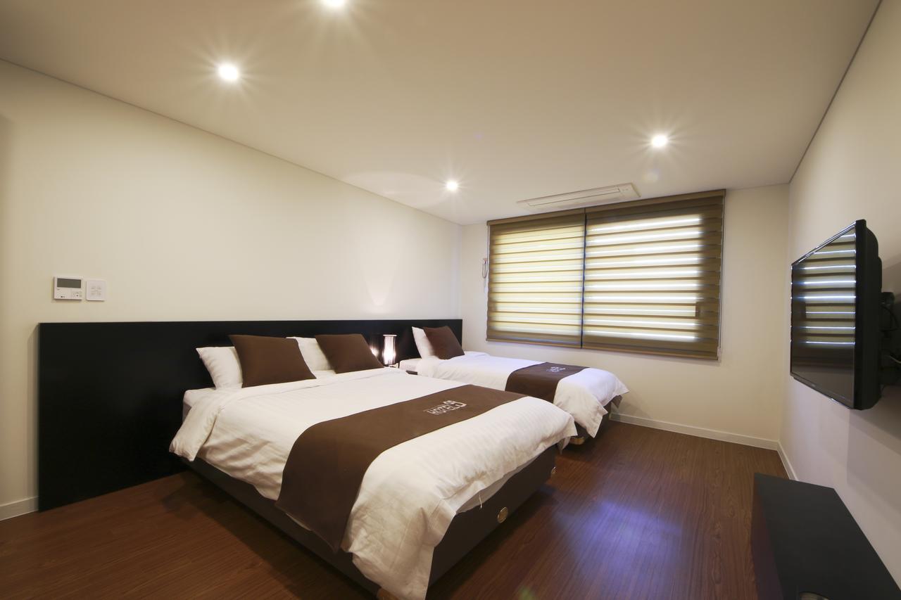 Hotel Yeon Seogwipo Esterno foto