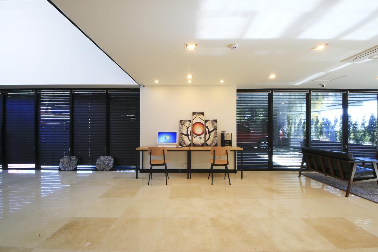 Hotel Yeon Seogwipo Esterno foto